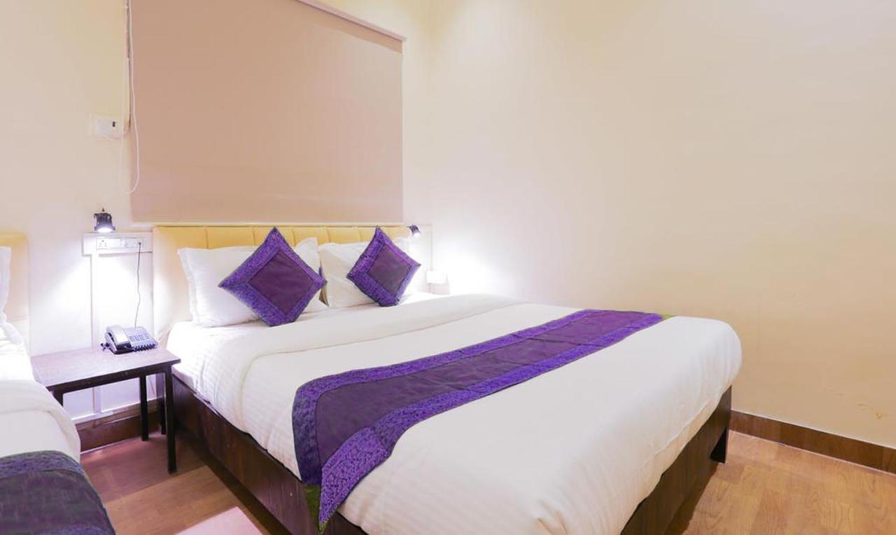 Fabexpress Golden Tulipz Hotel Mumbai Exterior foto